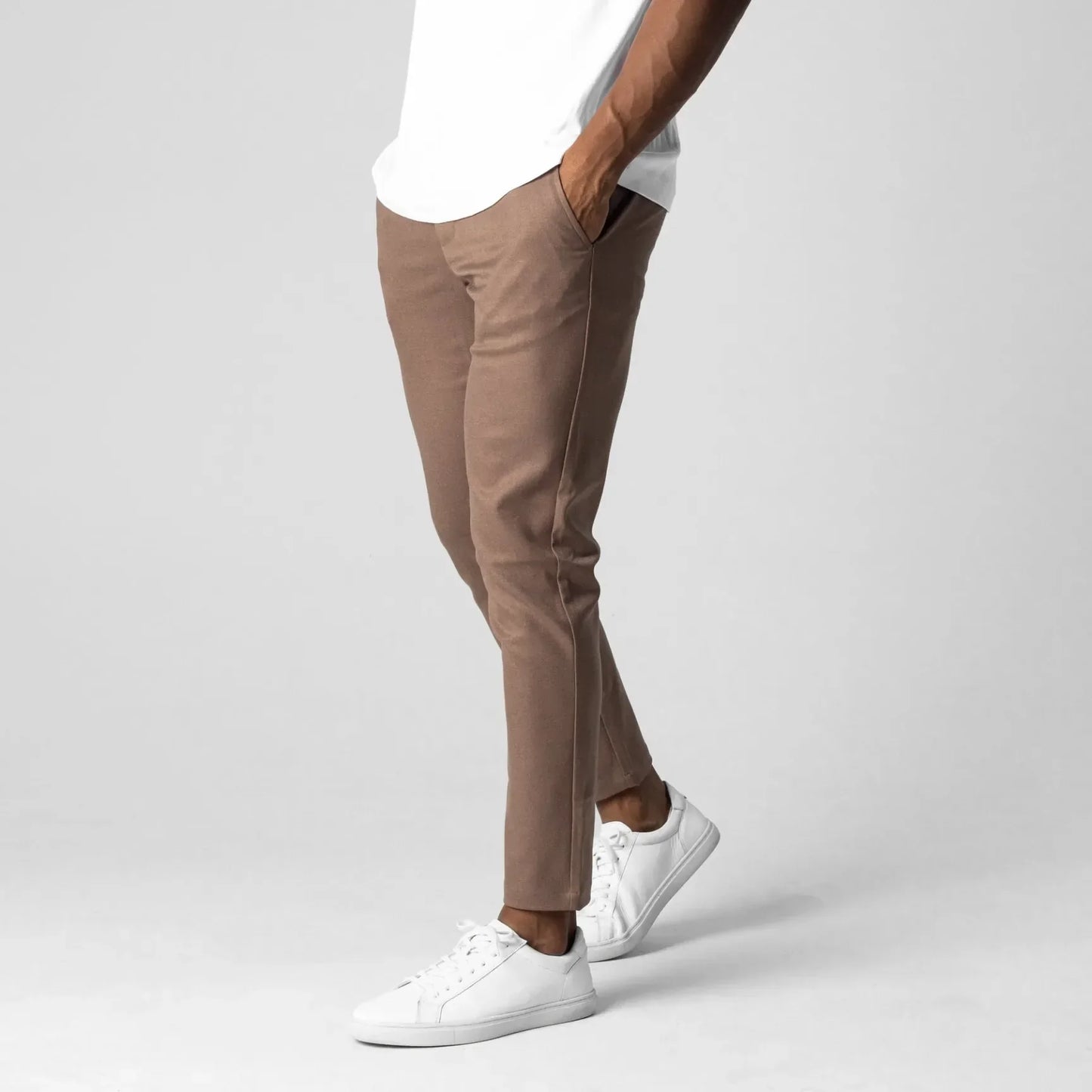 César - Chino Elástico Premium