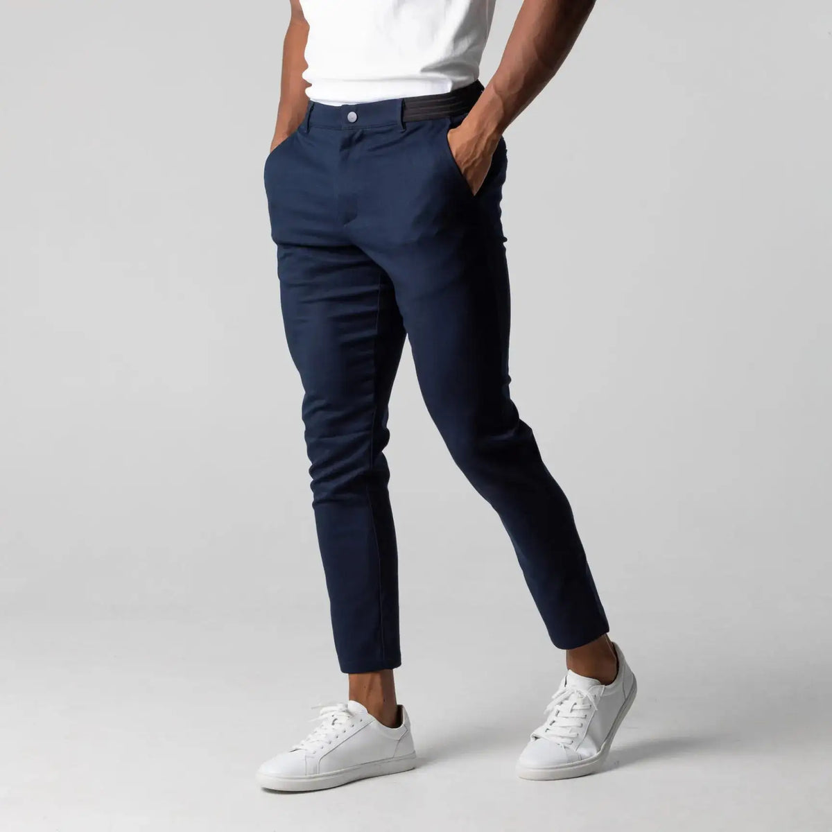 César - Chino Elástico Premium