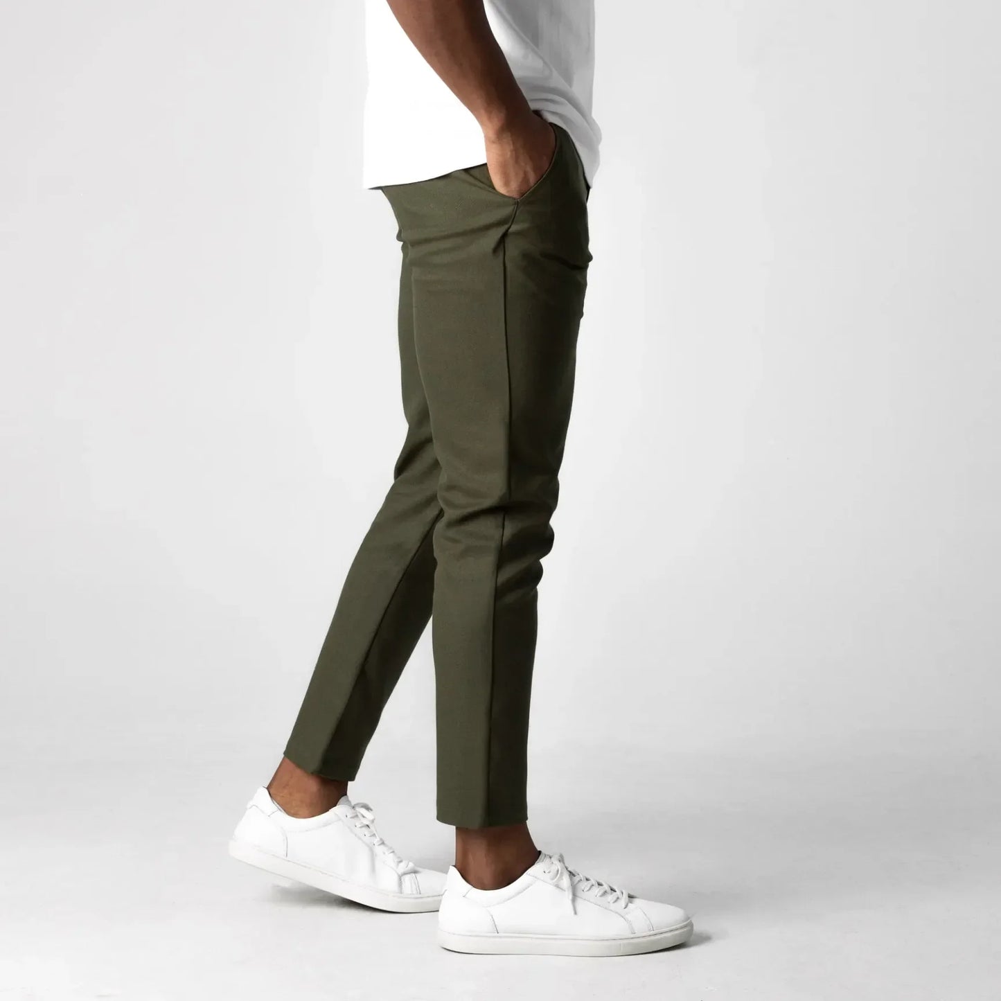 César - Chino Elástico Premium