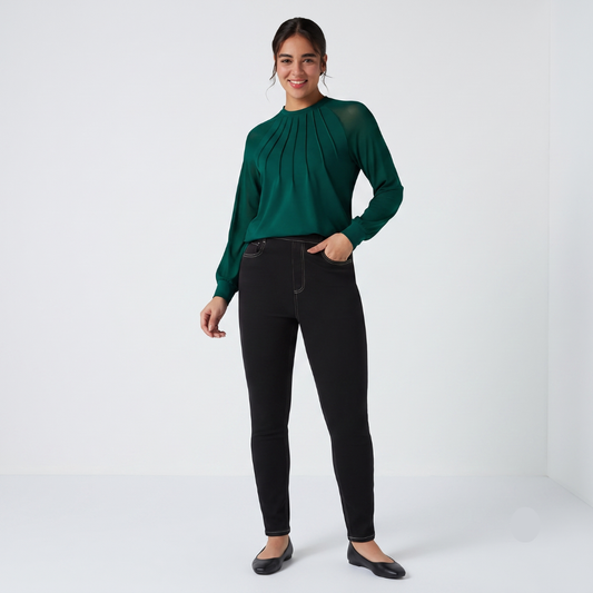 Carla – Blusa fluida de estilo elegante y versátil