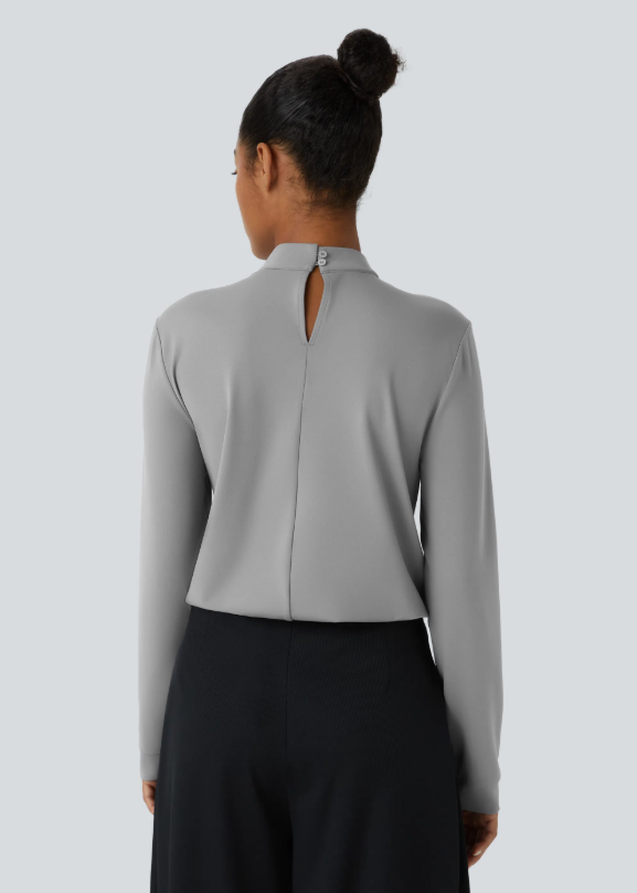 Bianca - Blusa elegante con detalle de cierre trasero