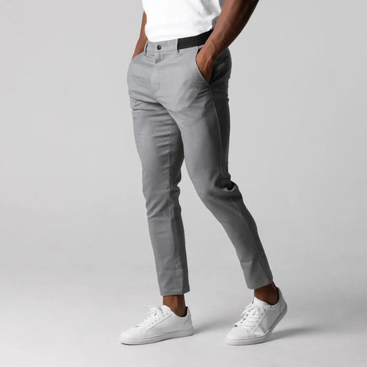 César - Chino Elástico Premium