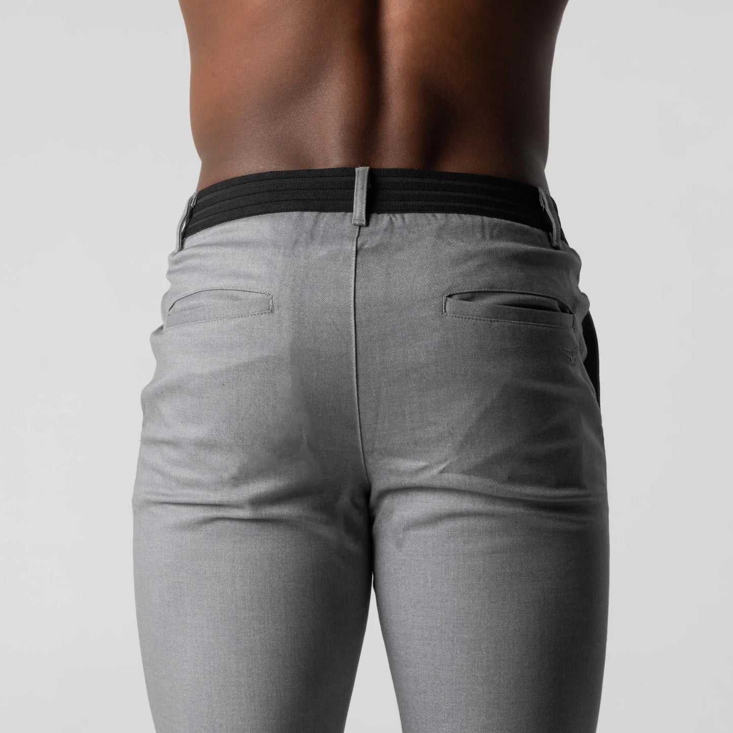 César - Chino Elástico Premium