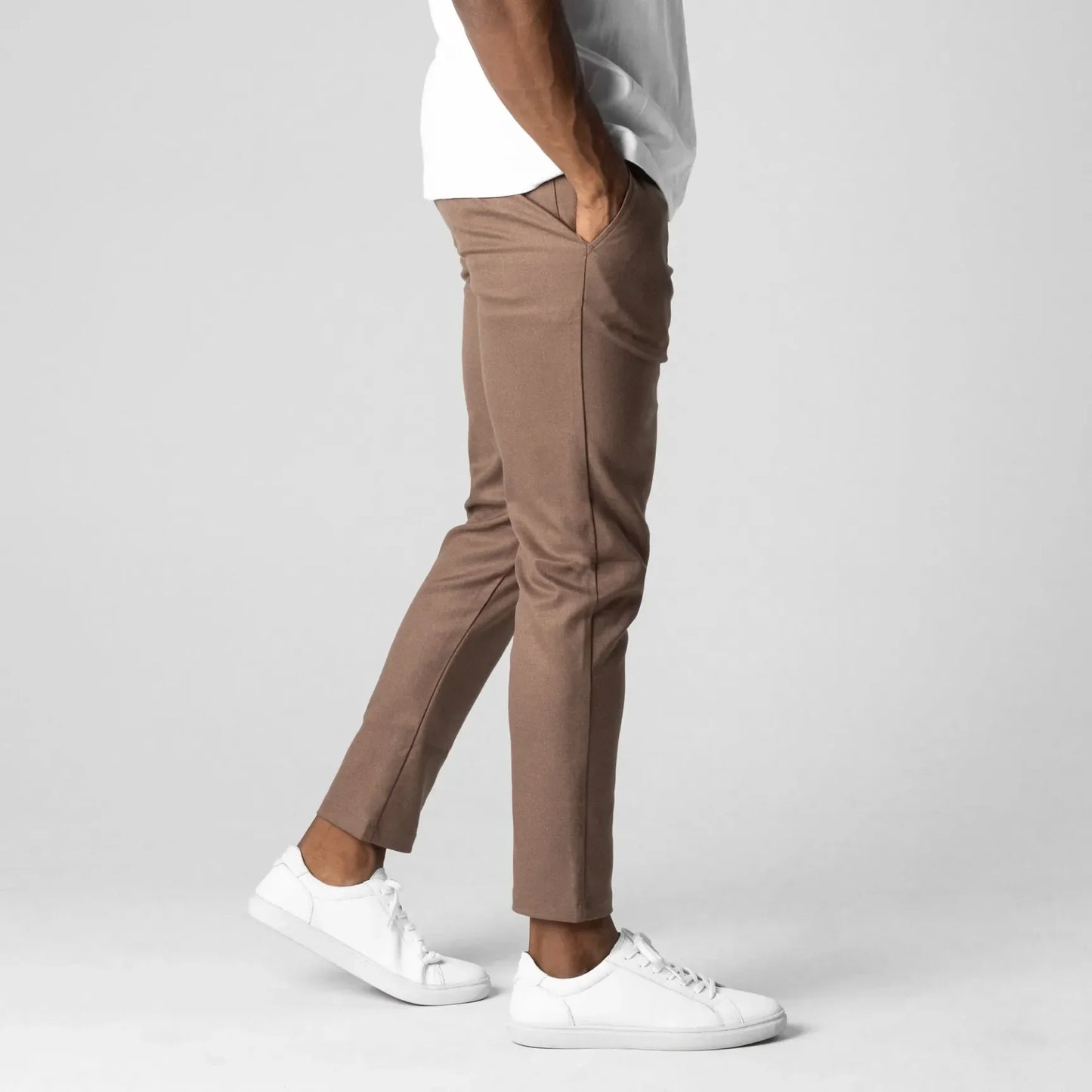 César - Chino Elástico Premium